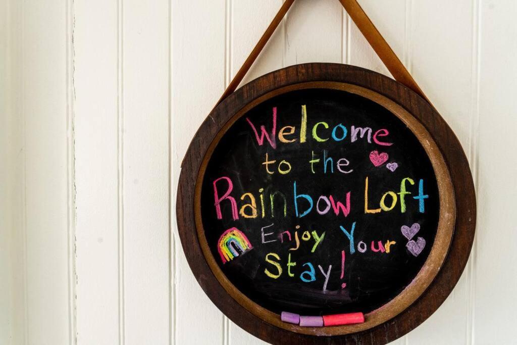 Somewhere Over The Rainbow Loft With Ac Hilo Exterior photo